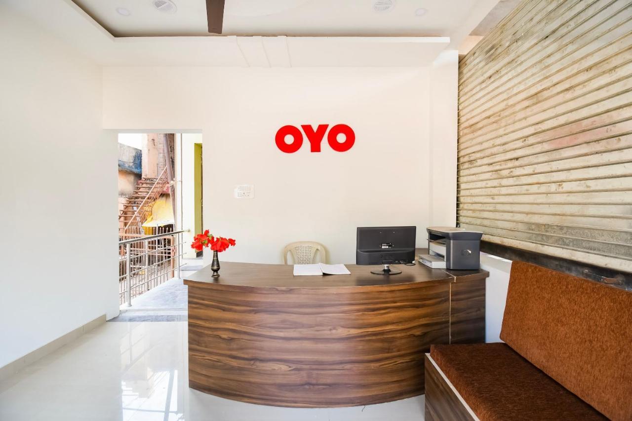 Oyo Flagship 45586 Hotel Airport Inn Райпур Экстерьер фото